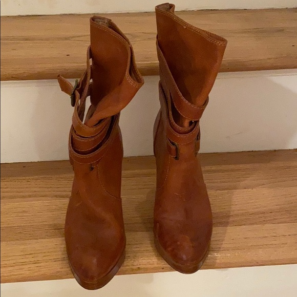 Frye barely worn boots